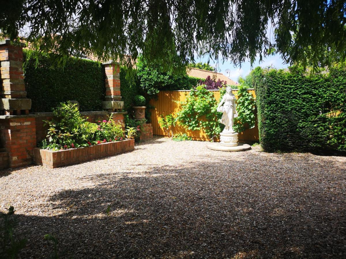 The Saddlery Holiday Cottage - Near Wolds And Coast North Thoresby エクステリア 写真